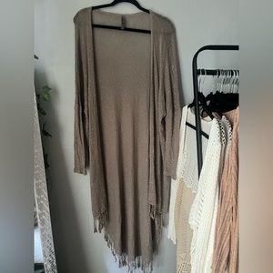 Anthropologie Revolve style brown fringe tassle popcorn knit kimono cardigan